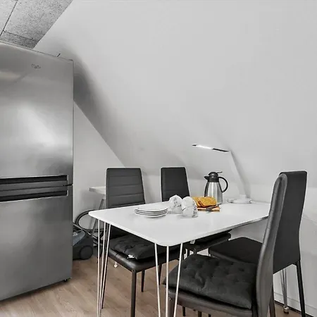 8812-hvide-sande-vesterhavsvej-3-1-sal شقة