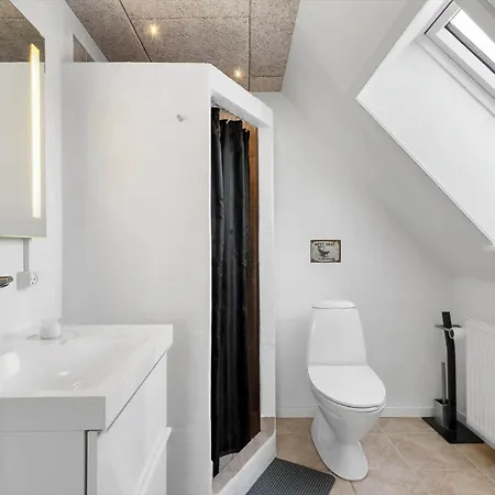 8812-hvide-sande-vesterhavsvej-3-1-sal فيد ساندي